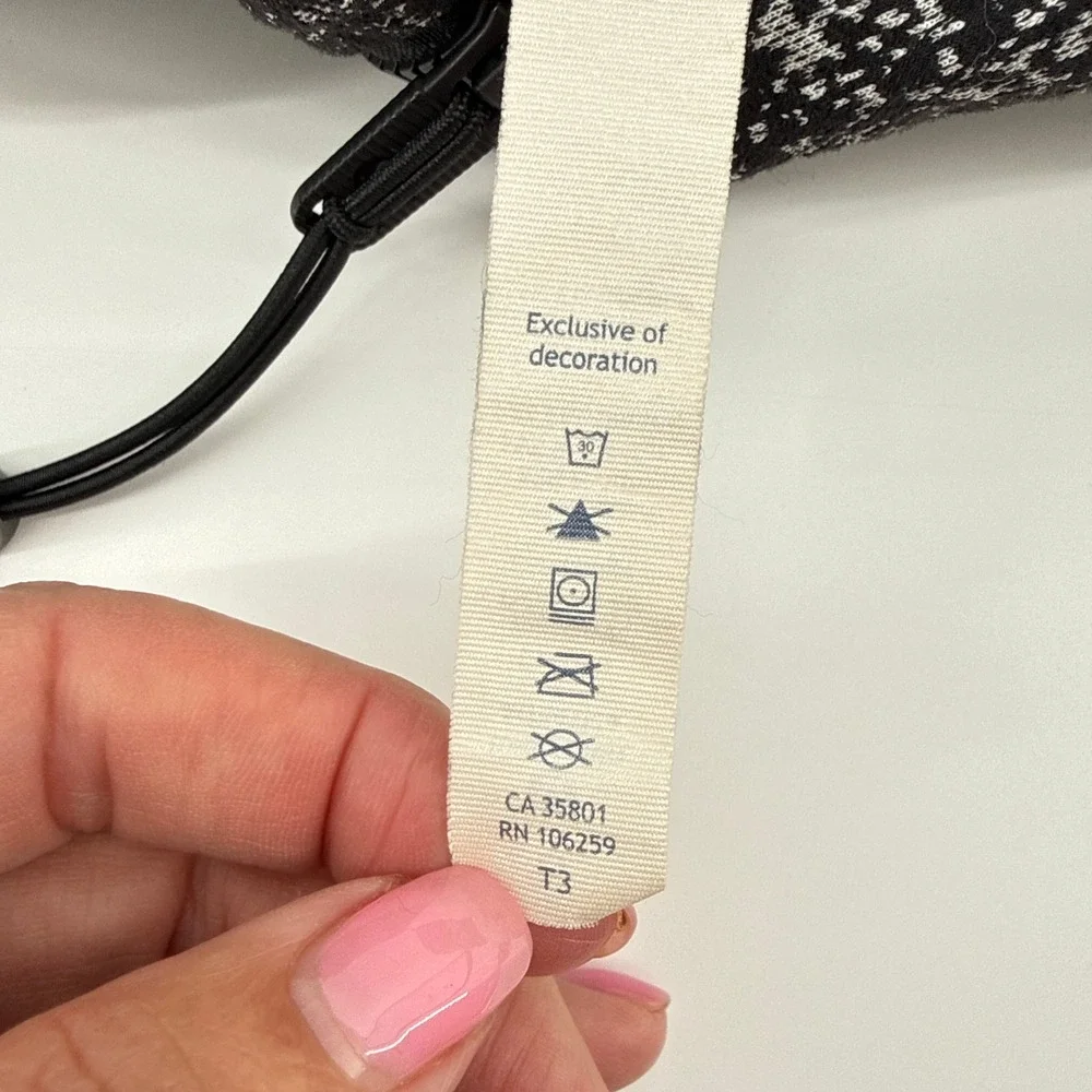 lululemon athletica measurements pit
